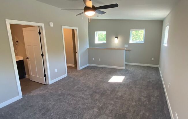 2 beds, 2 baths, 956 sqft, $2,195, Unit 2644-306