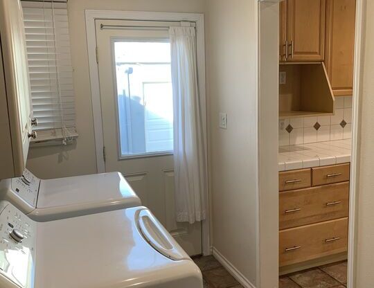 3 beds, 2 baths, 1,433 sqft, $3,850