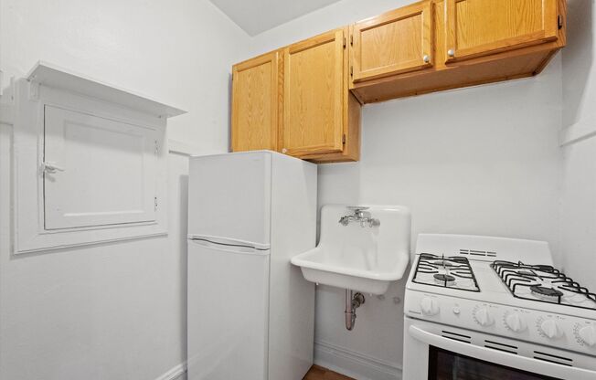 1 bed, 1 bath, 590 sqft, $1,650, Unit 207