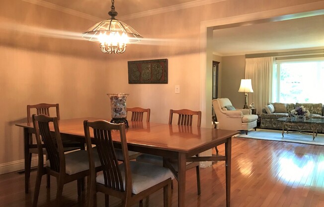 Spacious Townhome in Historic Saratoga Village - 2,585 sq. ft., 3 Bed, 2.5 Bath, 2-Car Garage