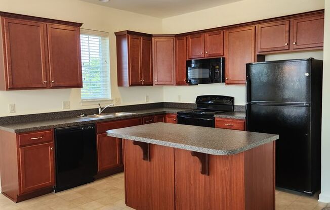 2 beds, 2 baths, 1,075 sqft, $1,680, Unit SU30263