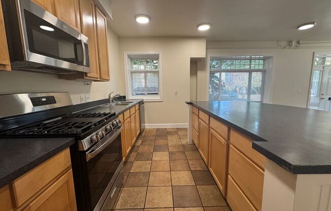 2 beds, 2 baths, 1,518 sqft, $3,495, Unit 101