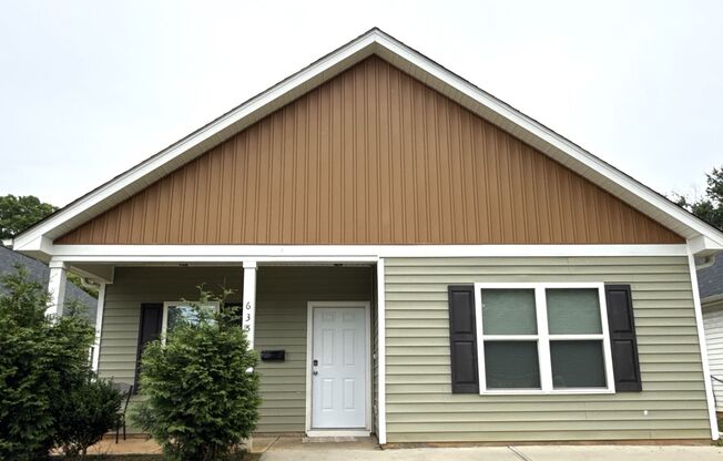 3 Bedroom home close to Uptown!
