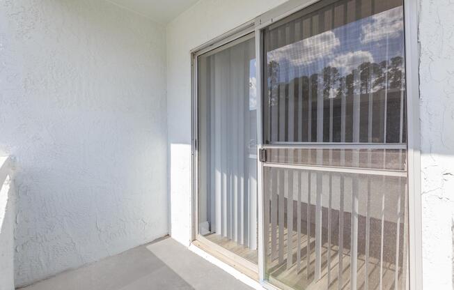 ENJOY YOUR BALCONY OR PATIO VIEW OF JACKSONVILLE, FL.