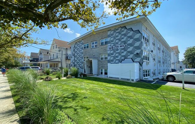 320 7th Ave