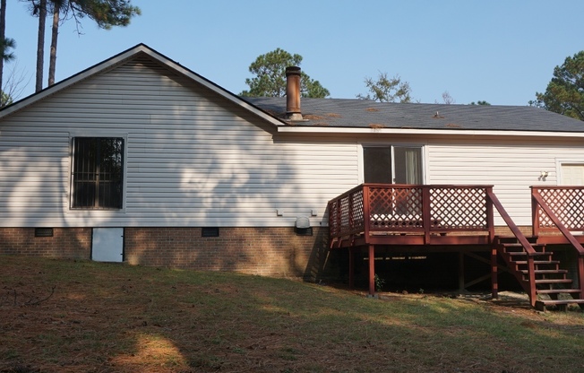 3 beds, 2 baths, $1,350