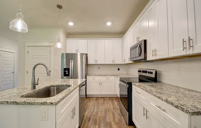 Luxury 3-Bed, 3.5-Bath Townhome in Gatewood Place – Available Now