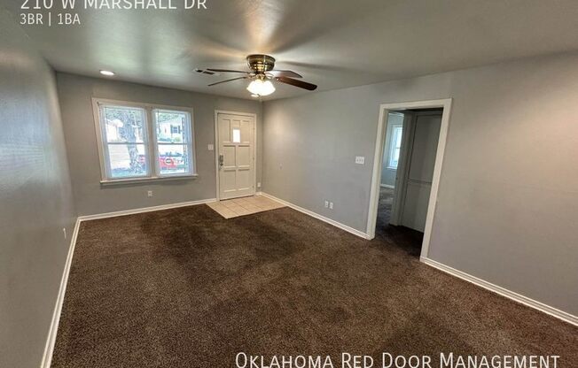 3 beds, 1 bath, 1,176 sqft, $1,050