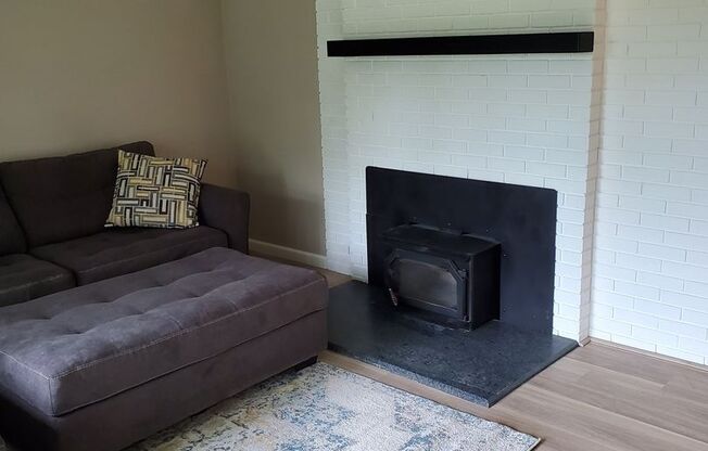 Modern Upgraded 3 bedroom Rambler