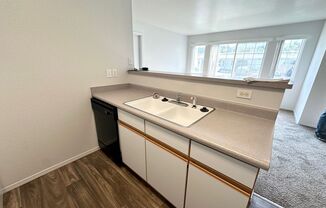 2 beds, 2 baths, $1,495, Unit 102