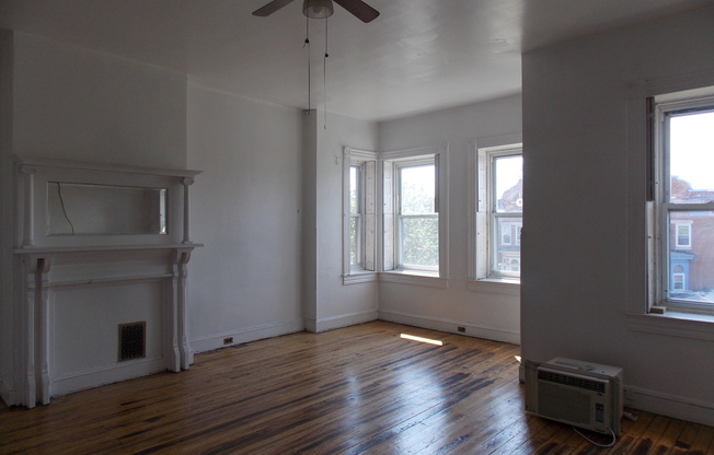 2823 St. Paul St.