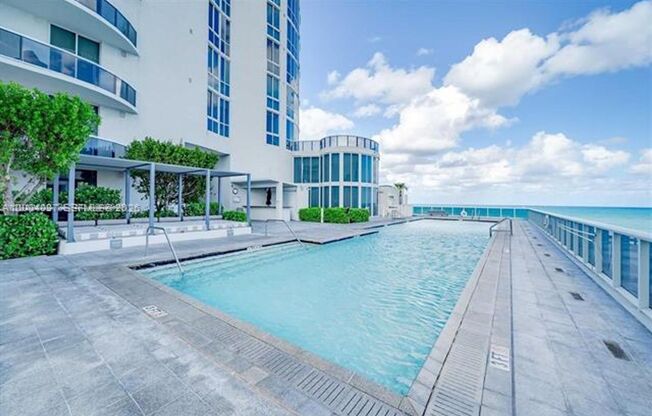16001 Collins Ave # 406 (A12004027)