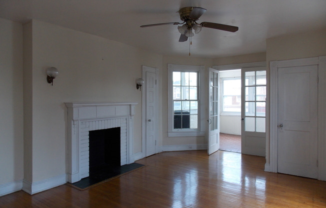 2833 St. Paul St.