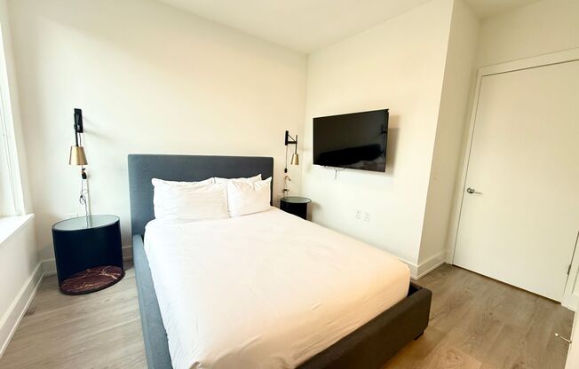 1 bed, 1 bath, 569 sqft, $1,799, Unit 104