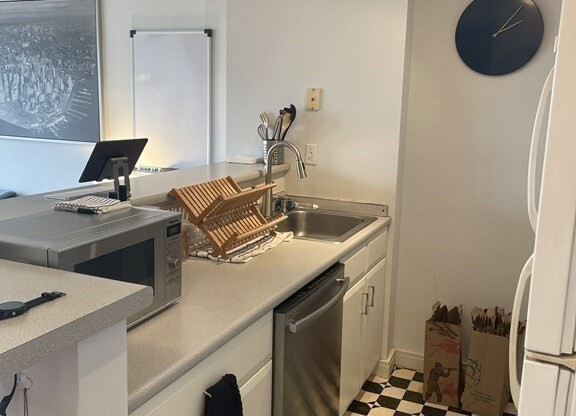 1 bed, 1 bath, 513 sqft, $2,850, Unit 902