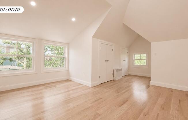 1123 ALBEMARLE RD