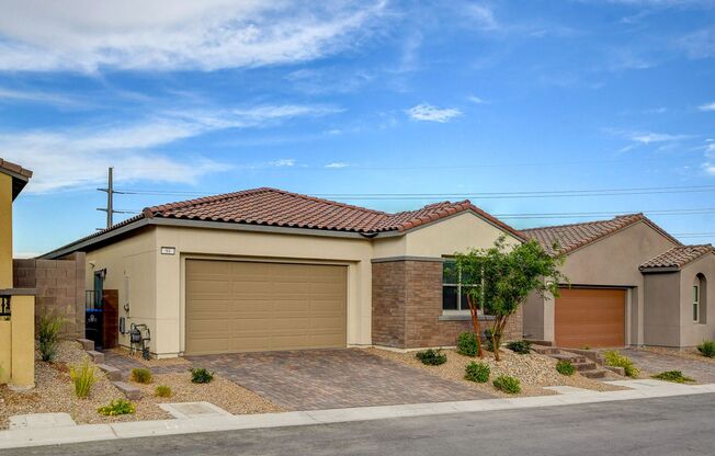 AWESOME SUMMERLIN WEST SINGLE STORY HOME IN GATED COMMUNITY!