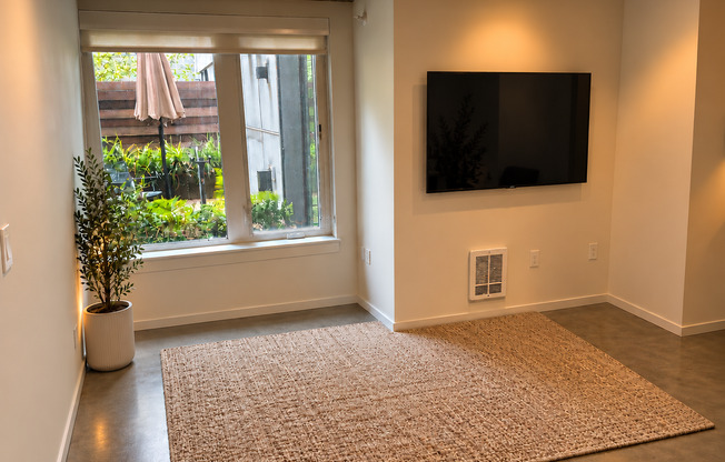 Studio, 1 bath, 280 sqft, $1,155, Unit 212