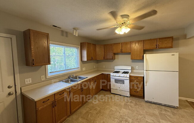 1323 BROADWAY AVE NW