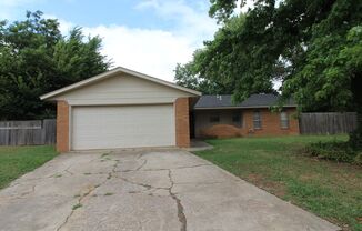 3 beds, 2 baths, $1,450