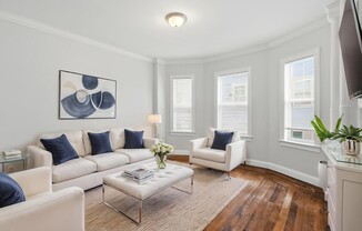 71 Walnut Park