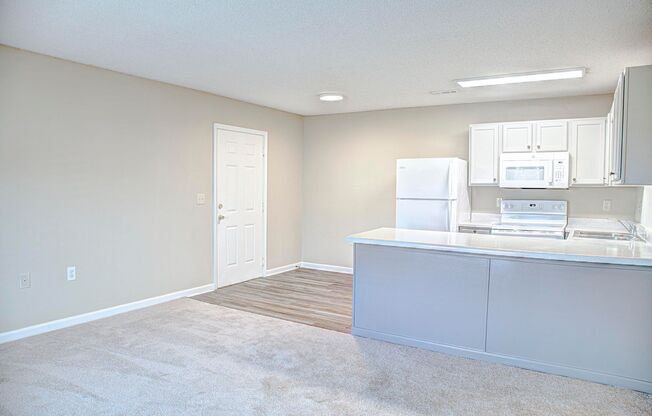 1 bed, 1 bath, $1,395, Unit 3695-D