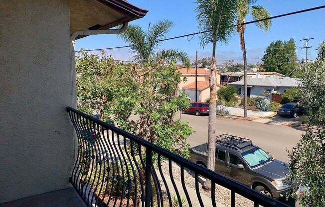 2b/2b Townhouse in North Park!
