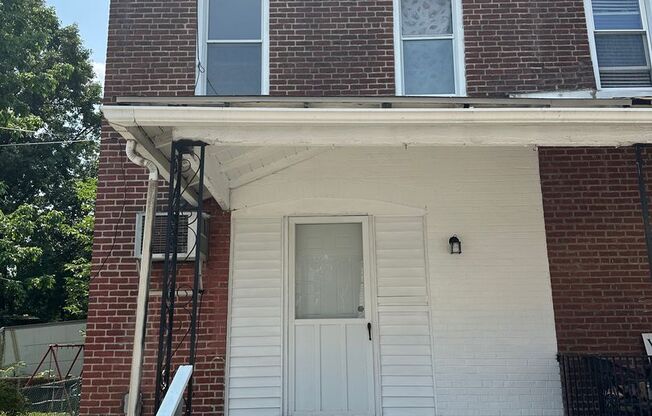 Renovated 3 Bed, 1 Bath Townhome