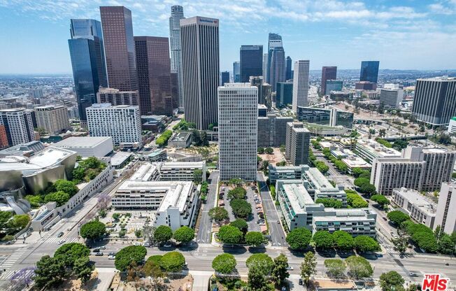 1 bed, 1 bath, 762 sqft, $2,600, Unit 1807