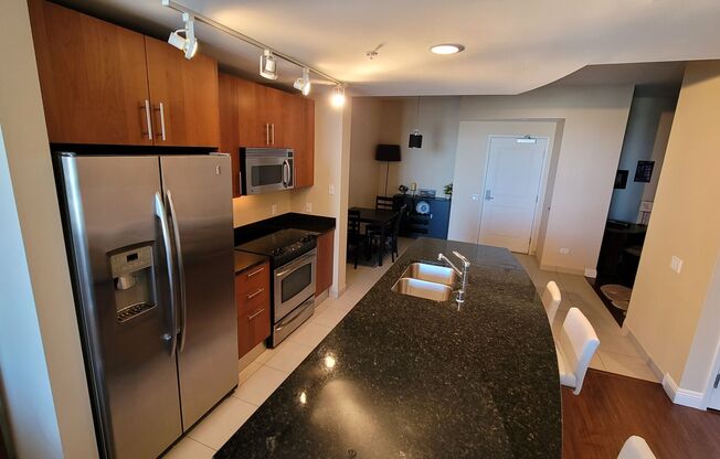 ***GORGEOUS FURNISHED 1 BEDROOM CONDO AT ALLURE