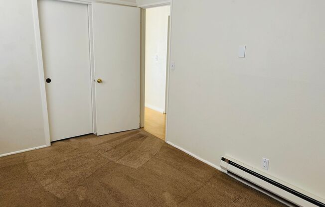 Charming Home On a Nice Corner Lot in St. Johns!