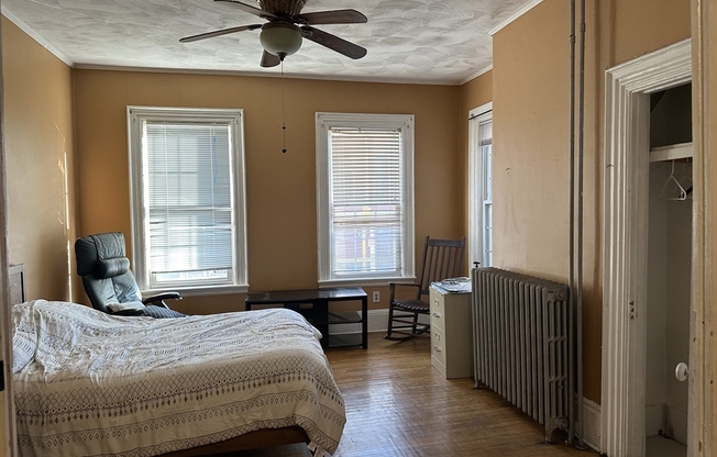 2 beds, 1 bath, 900 sqft, $2,250, Unit 1