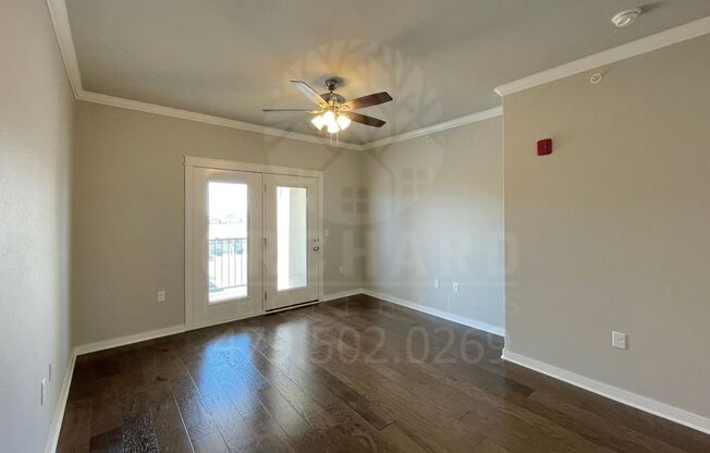 2 beds, 1 bath, 884 sqft, $995, Unit 107