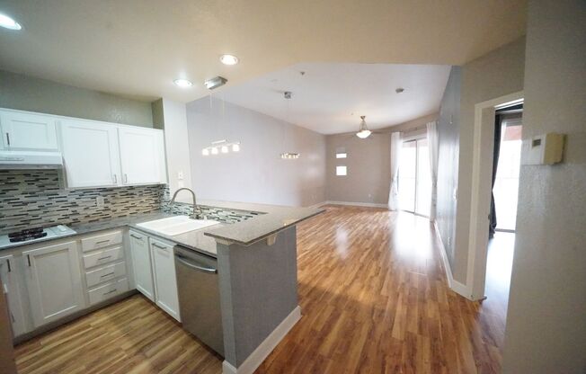 1 bed, 1 bath, $1,495, Unit Building 75