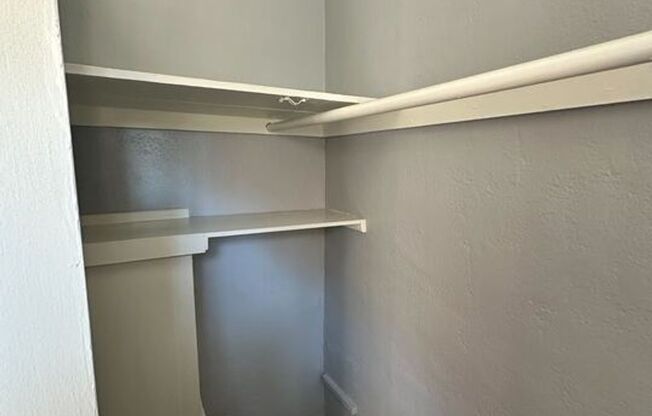 Studio, 1 bath, 392 sqft, $1,450, Unit 14