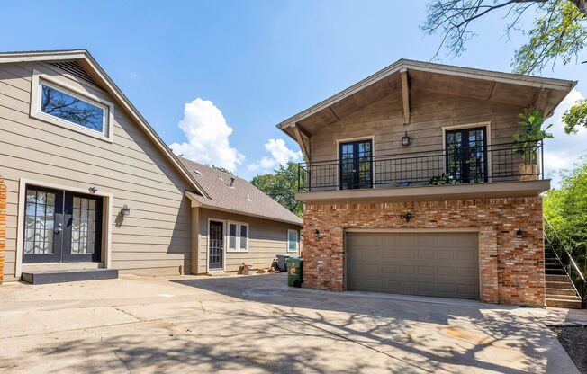 Amazing North Richland Hills home with separate garage apartment.