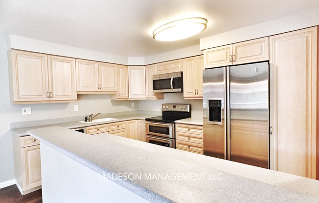 2 beds, 2 baths, $2,595