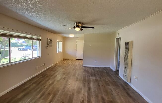 3 beds, 2 baths, 1,500 sqft, $2,200, Unit 4482