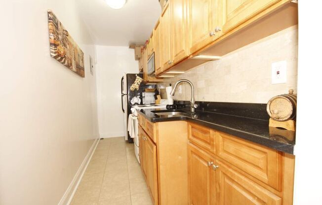134 W 87 ST