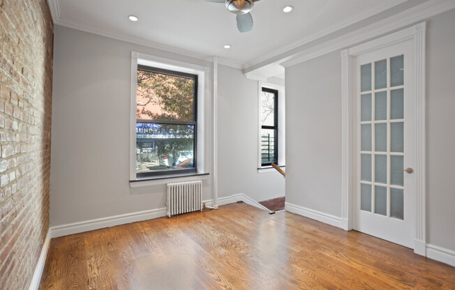 3 beds, 2 baths, $7,895, Unit 5B