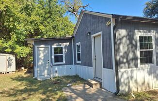 3 beds, 1 bath, $1,550