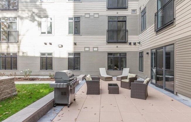 1 bed, 1 bath, 760 sqft, $2,800, Unit 404