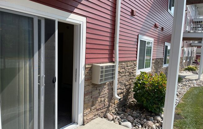 1 bed, 1 bath, 704 sqft, $1,020, Unit 5130-108