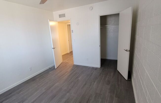 4 beds, 1.5 baths, 1,400 sqft, $2,206, Unit E01