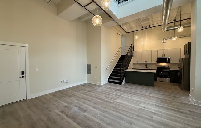 2 beds, 2 baths, 1,000 sqft, $4,985, Unit 201