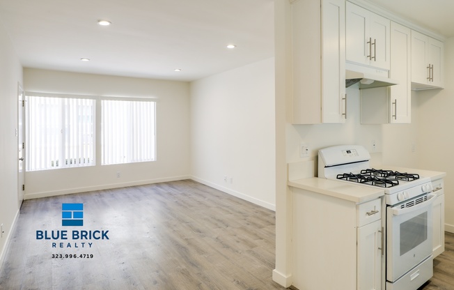 212 W ELK AVE