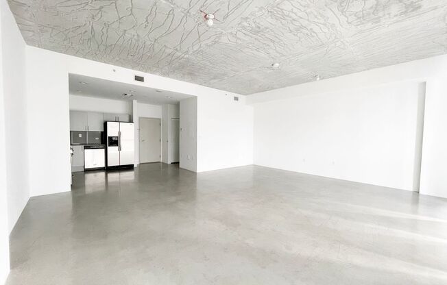 Studio, 1 bath, 800 sqft, $2,800, Unit Unit 406