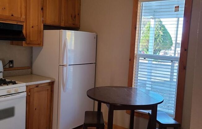 1 bed, 1 bath, $950