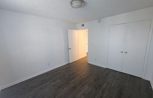 2 beds, 1 bath, $1,425