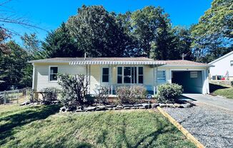 Newly Renovated 2-Bedroom in West Asheville with Fenced-In Yard & Lawn Maintenance Included (6-Month, 9-Month or 12-Month Lease Options)